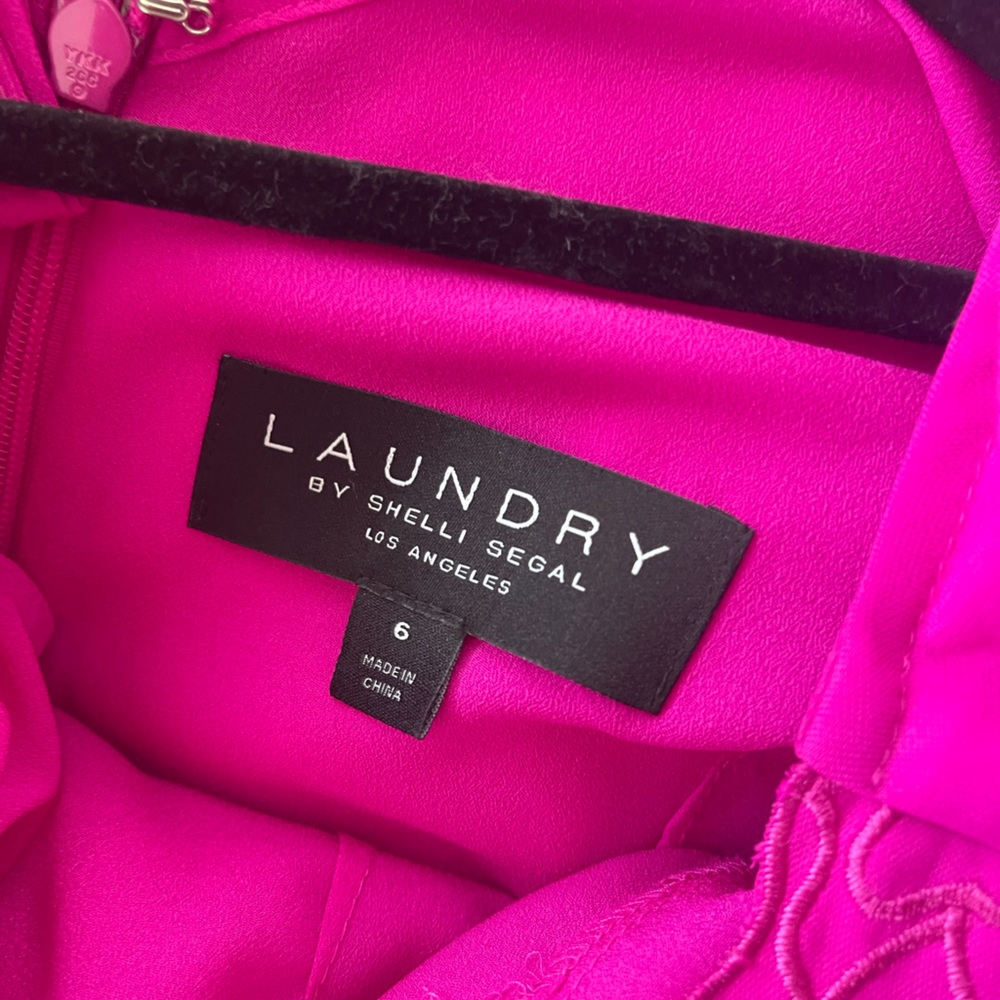 Laundry hot pink sleeveless dress with lace detailing - Picture 9 of 9